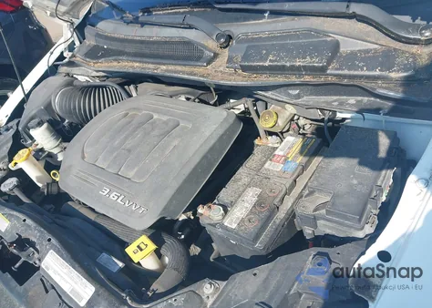 2012 Chrysler Town & Country Touring z USA, uszkodzony, nr VIN 2C4RC1BGXCR409731